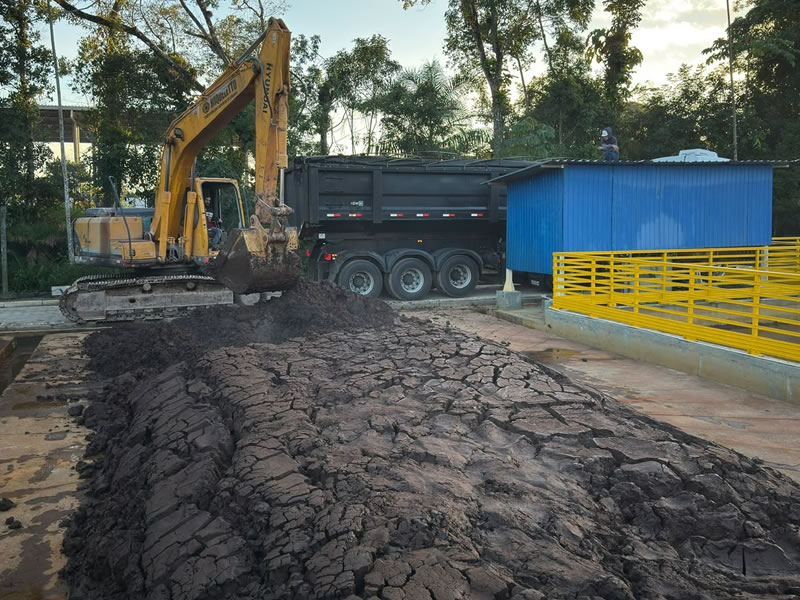 Itapoá Saneamento transforma resíduo do tratamento de água em matéria-prima para a indústria cerâmica